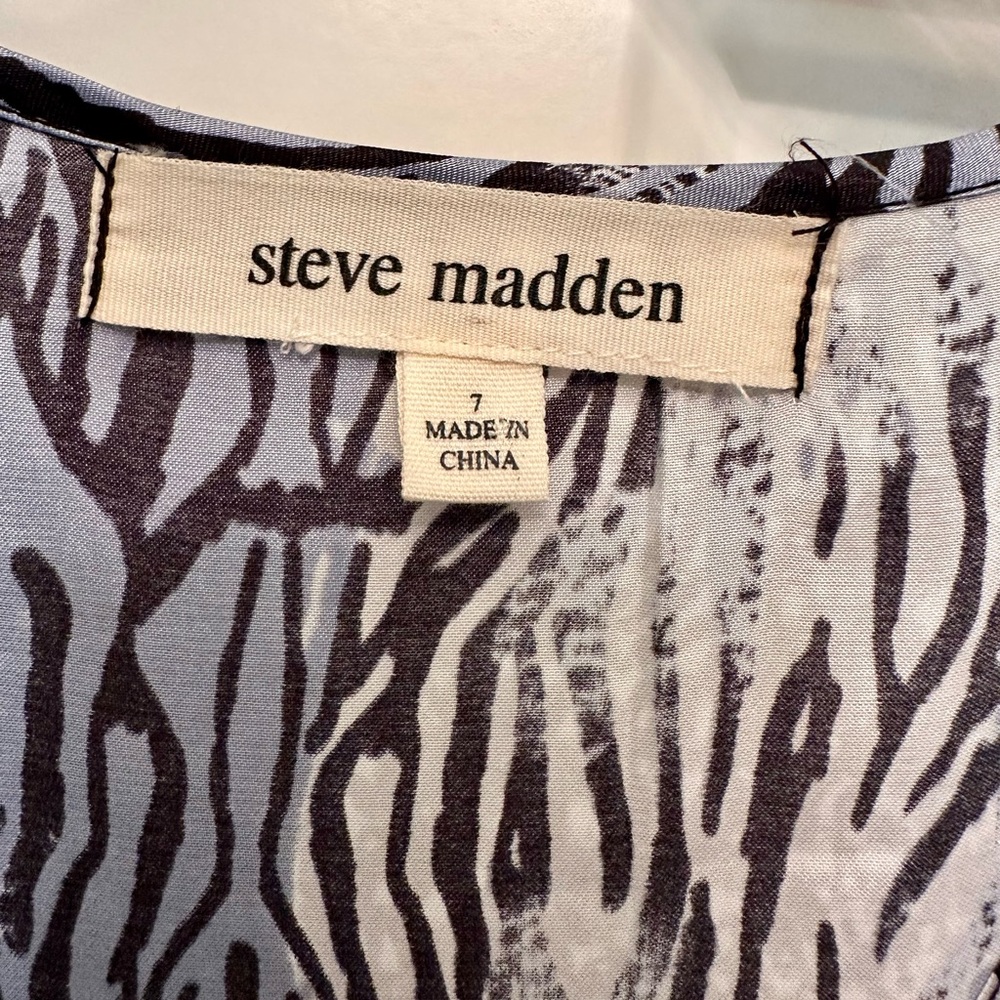 Steve Madden Blue Animal Print Ruffle Mini Dress NWT Junior Size 7 Boho Festival - Picture 3 of 6